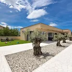 Tina With Swimming Pool, Tennis Court, Games Room, Sauna, Gym, Bbq Villa *