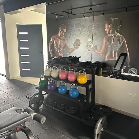 Tina With Swimming Pool, Tennis Court, Games Room, Sauna, Gym, Bbq * Policnik